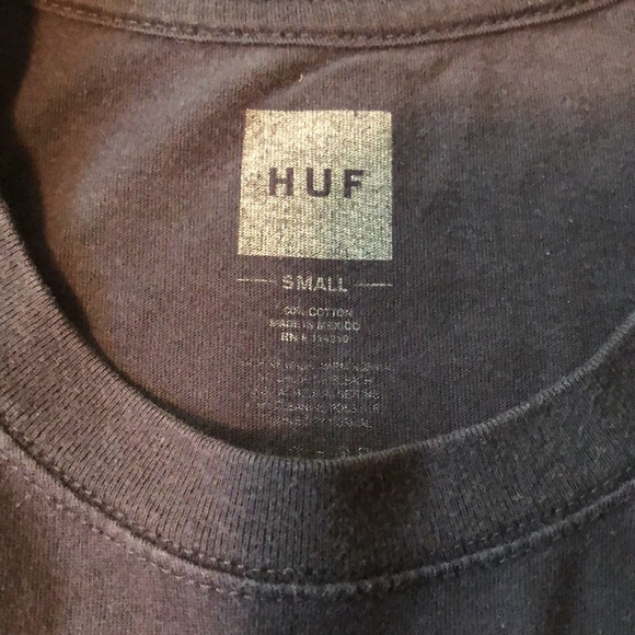 Graphic T-Shirt - Picture 2 of 5